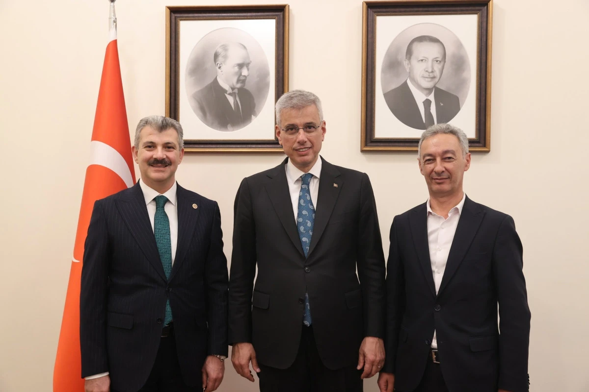 Başkan Zavlak ve Milletvekili Altınsoy’dan Sağlık Bakanı’na Ziyaret