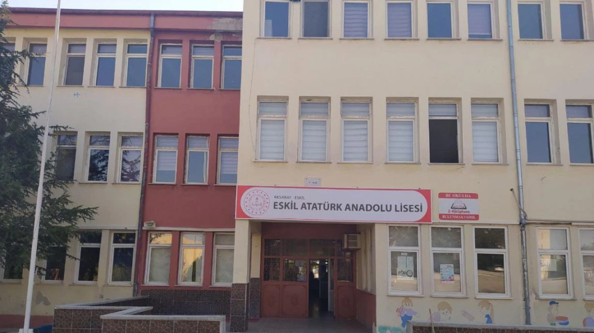 Eskil Atatürk Anadolu Lisesi Öğrencilerinden YKS'de Büyük Başarı