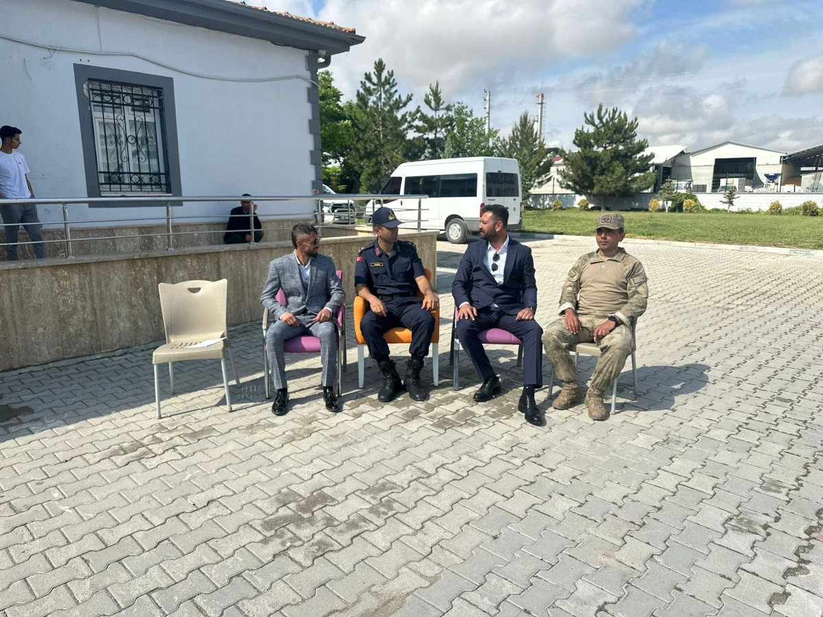 Eskil'in Fatih Mahallesinde Bu Kez Seçim Değil, Dostluk Kazanıyor