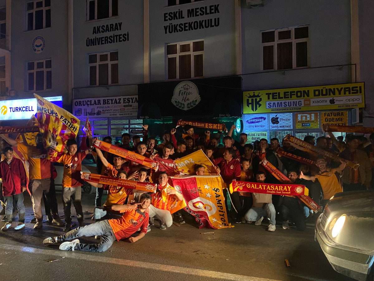 Galatasaray'ın  şampiyonluğu  Eskil'de de kutlandı