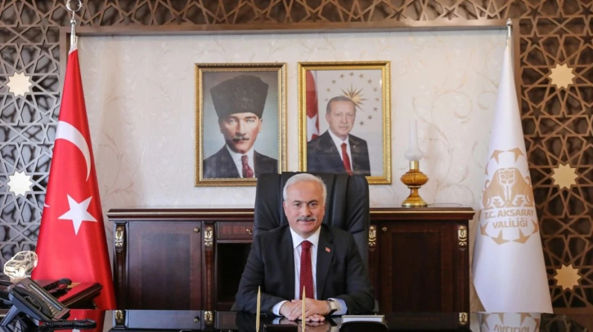 VALİ MEHMET ALİ KUMBUZOĞLU&rsquo;NDAN YENİ YIL MESAJI